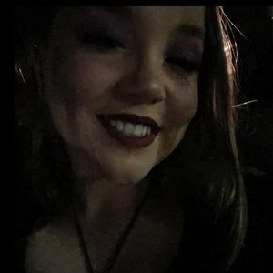 Meet your Posher, Faith